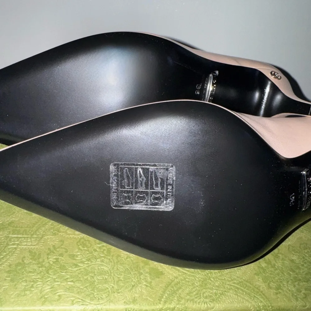 Gucci Leather Pointed Toe Double G Mid-Heel Slip On Pump Women’s Size 6 - Picture 8 of 10